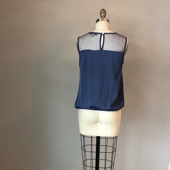 Lace Top w/Mesh Back Yoke - Picture 4 of 7